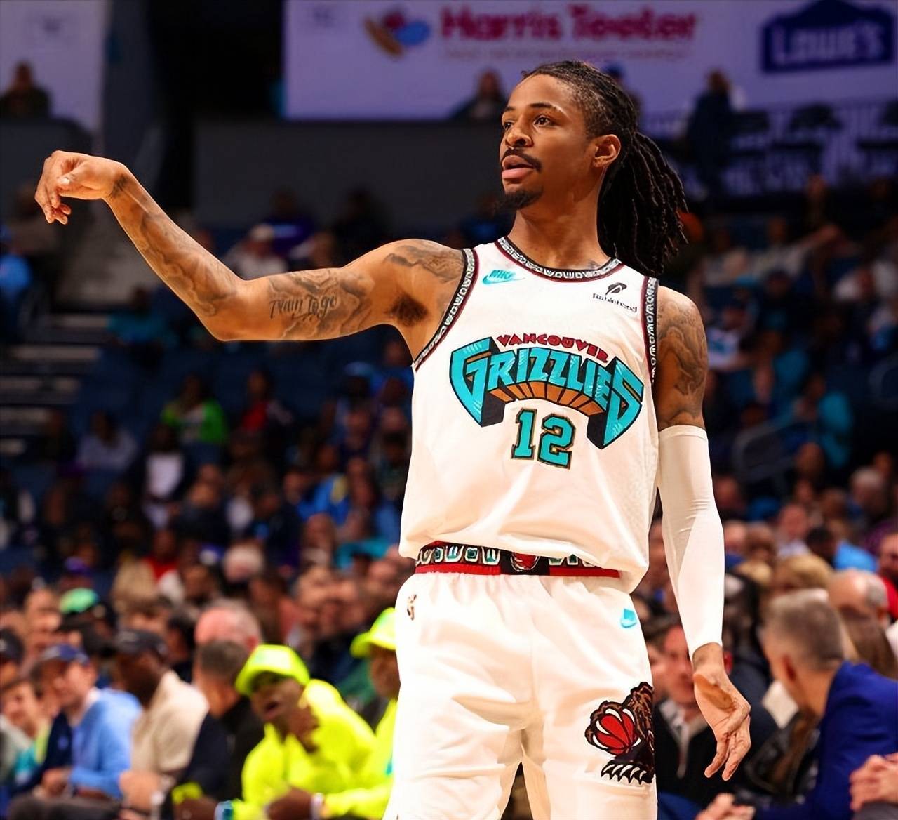 灰熊险胜黄蜂,莫兰特打破历史纪录的简单介绍 灰熊险胜黄蜂,莫兰特打破历史纪录的简单介绍