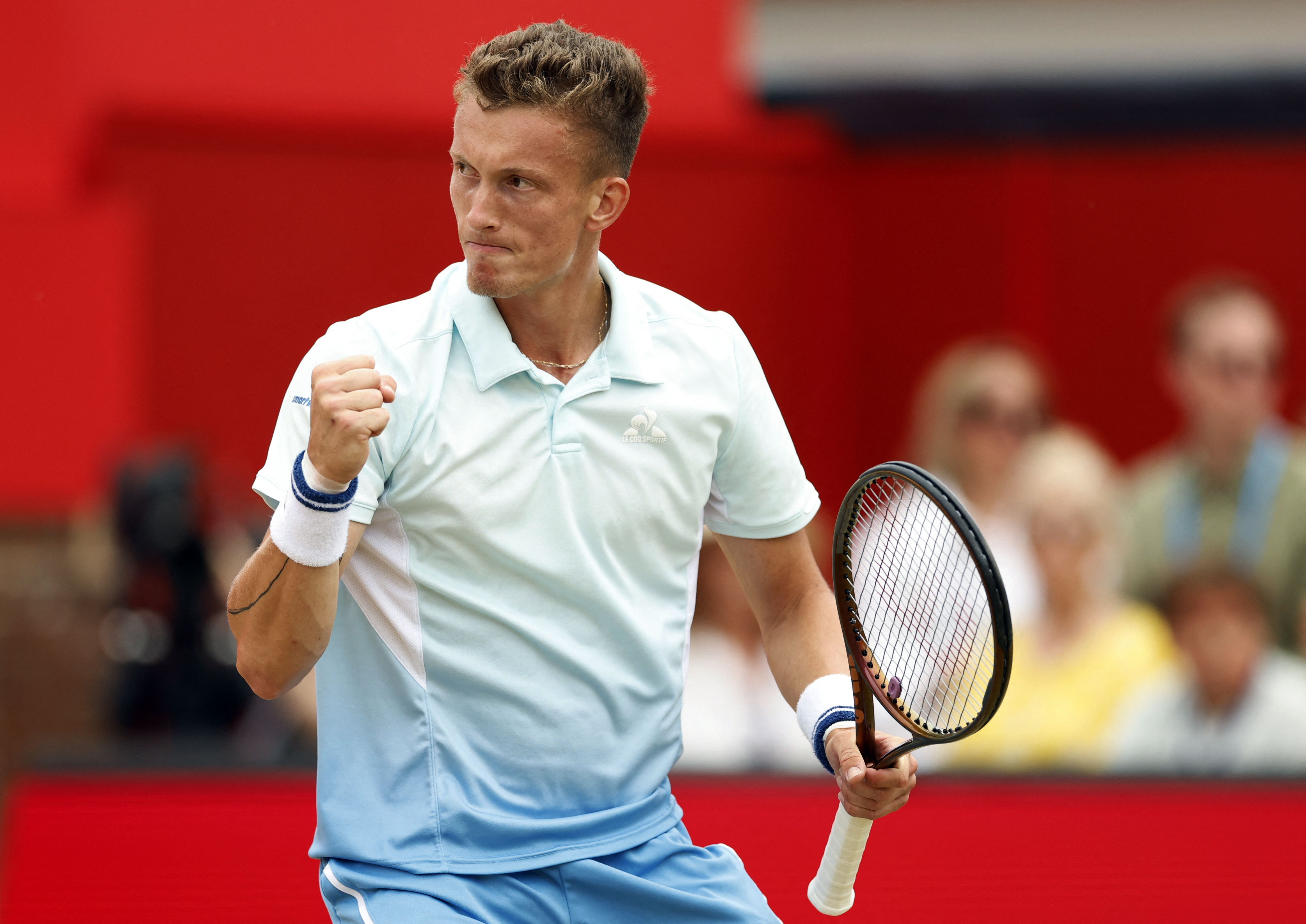 英国网球队轻取美国网球队,阿尔卡拉斯爆发神勇的简单介绍 英国网球队轻取美国网球队,阿尔卡拉斯爆发神勇的简单介绍