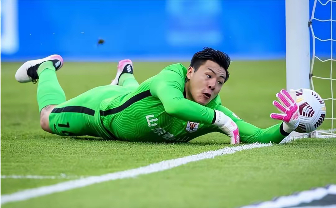 LOL英雄联盟投注-关于门将神勇抵挡多次射门，关键扑救引发热议的信息