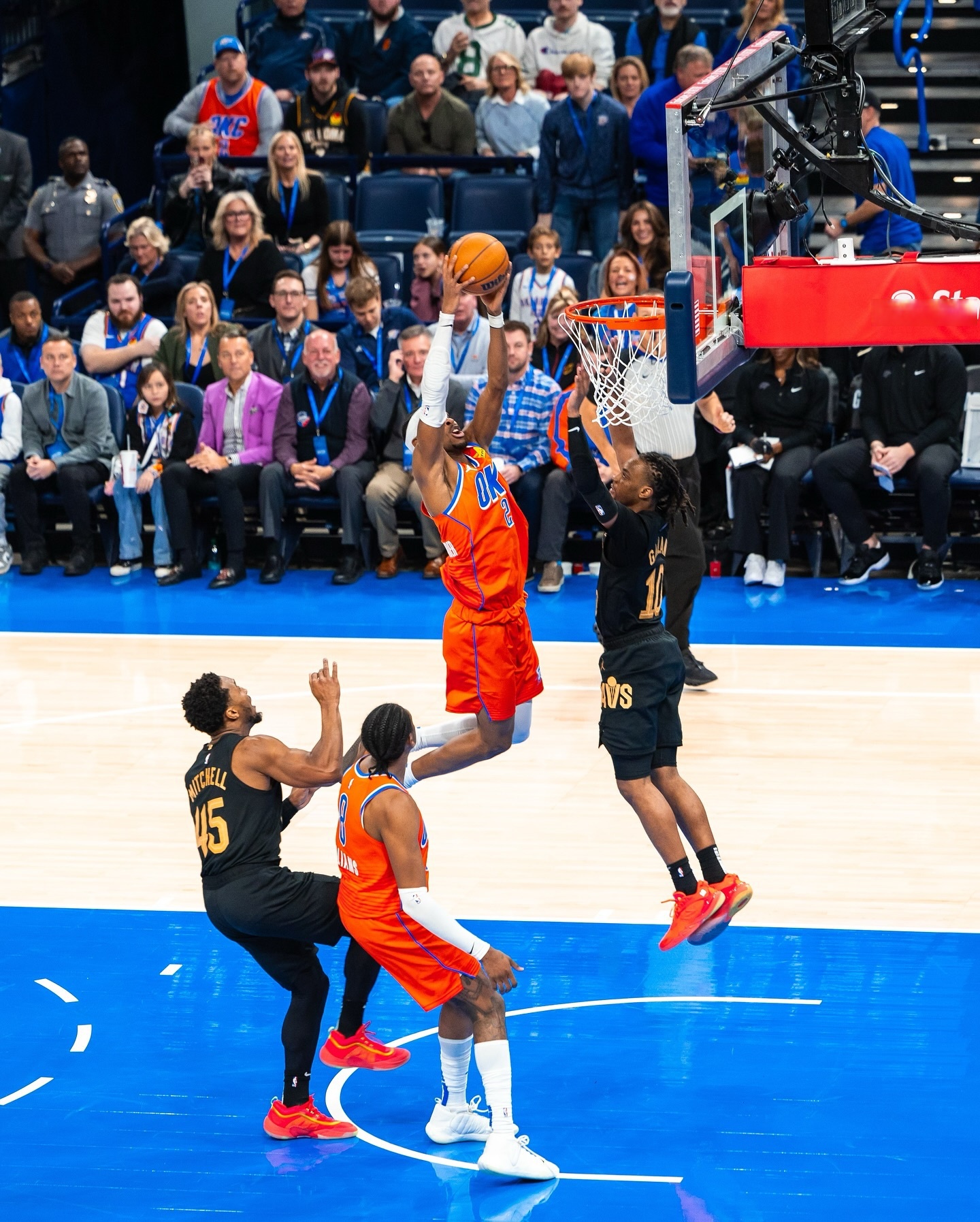 LOL英雄联盟赛事指南-关于雷恩主场逼平里尔，客队客场不败保持的信息