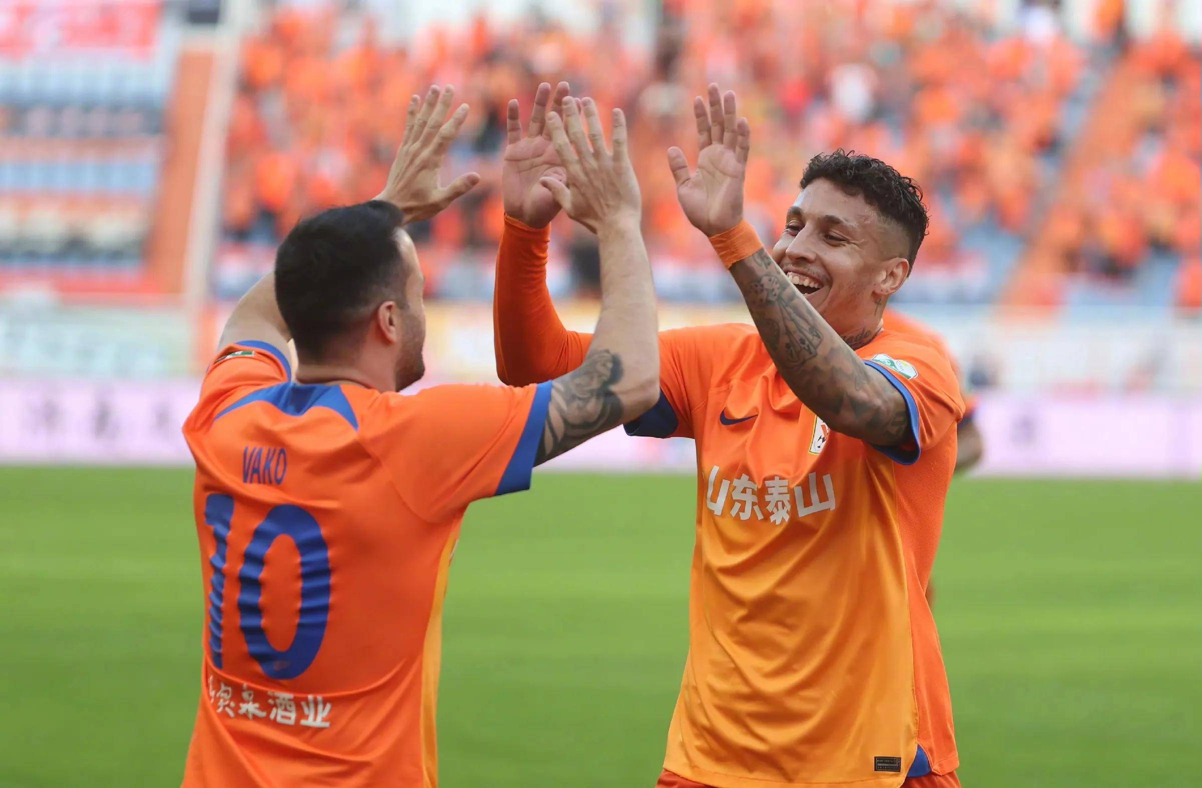 LPL赛事观看-关于热门球队遭遇挑战被逼平，球迷情绪低落的信息