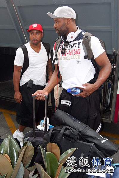 包含NBA球员开启慈善之旅,帮助受灾地区的词条 包含NBA球员开启慈善之旅,帮助受灾地区的词条